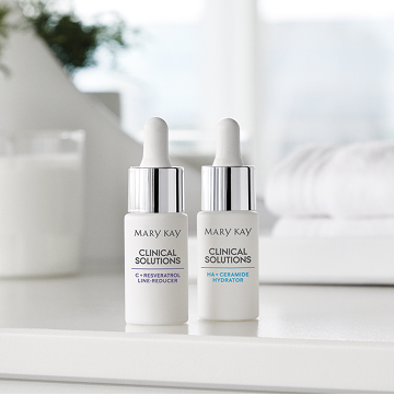 R&eacute;ducteur de rides au resv&eacute;ratrol + C Mary Kay Clinical Solution et Hydratant au HA + C&eacute;ramide Clinical Solutions